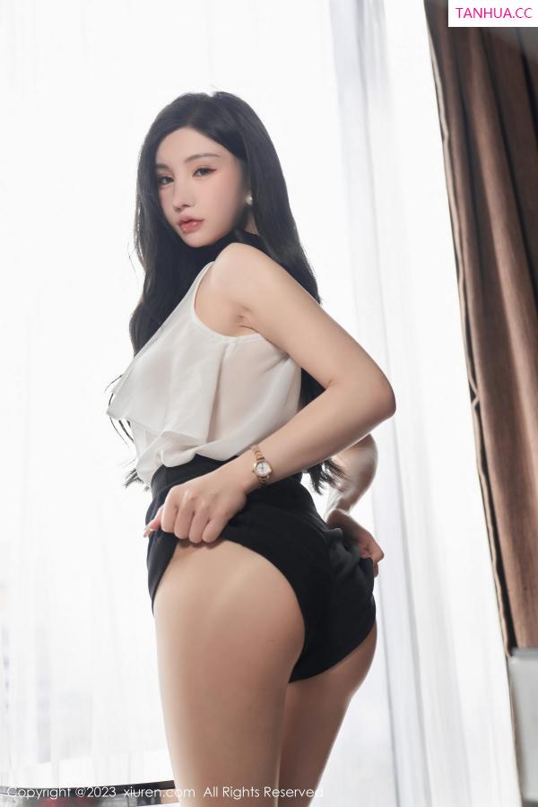 周于希dummy  [XiuRen]高清写真图 2023.03.17 No.6435 周于希Sally 美臀丝袜第30张图片